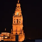 Mezquita Juderia דירה