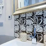 Mezquita Juderia דירה